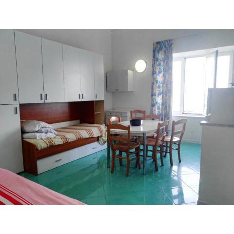 2 bedrooms appartement at Ischia 10 m away from the beach with sea view