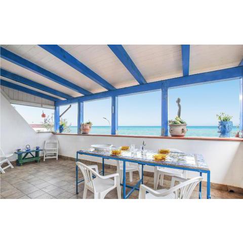 Amazing apartment in Marina di Caronia with 1 Bedrooms and WiFi