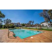 Amazing apartment in Tarifa with Outdoor swimming pool and 2 Bedrooms