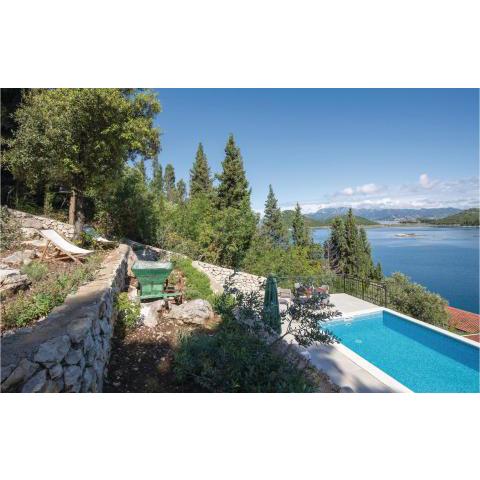 Amazing home in Blace with 2 Bedrooms, Outdoor swimming pool and Jacuzzi