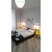 Ana's Place Torino 1