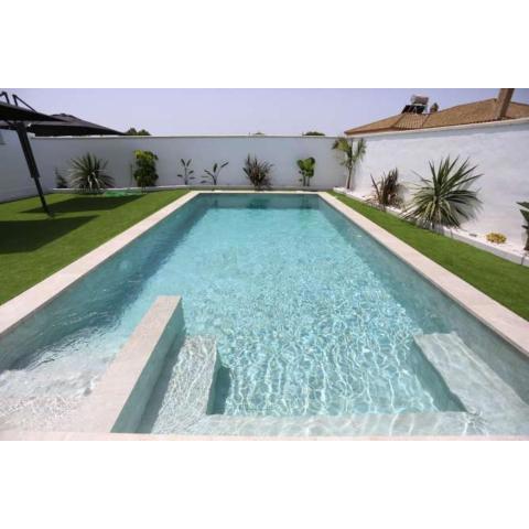 APARTAMENTOS LA MAR SALÁ piscina compartida