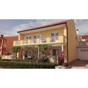 Apartment and room Hudoletnjak