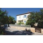 Apartment Ivanje Gomile bb I