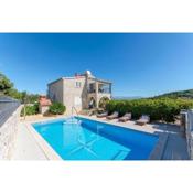 Apartment Lucija - with Pool