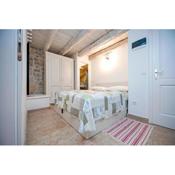 Apartments CASA ROCCIA BIANCA