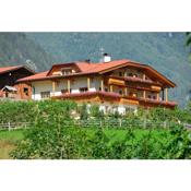 Apartments Obereggerhof