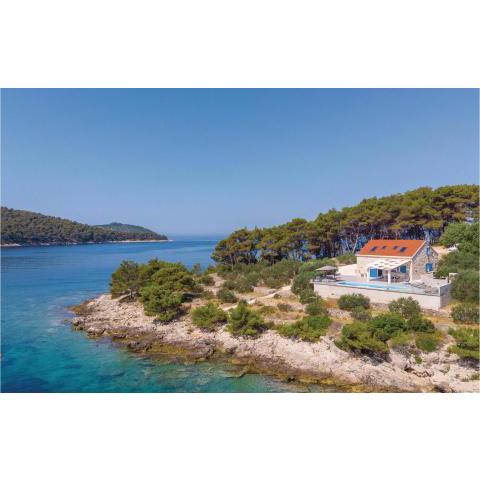 Awesome home in Mikulina Luka with 3 Bedrooms, WiFi and Heated swimming pool