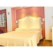 B&B Central Station Suite