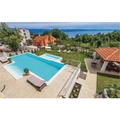 Beautiful home in Lovran with 6 Bedrooms, Sauna and WiFi