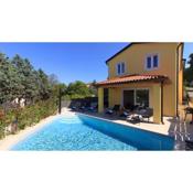 Beautiful villa Mugeba II with pool near the aquapark in Porec