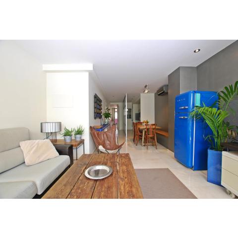 Blue Fridge Apartment