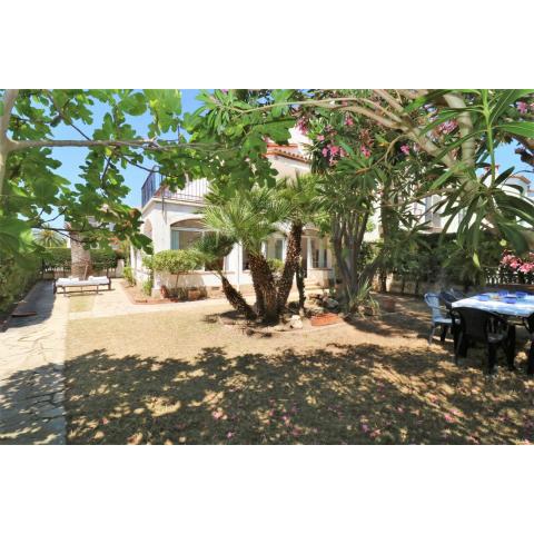 Calderon Casa Muy cerca de la Playa