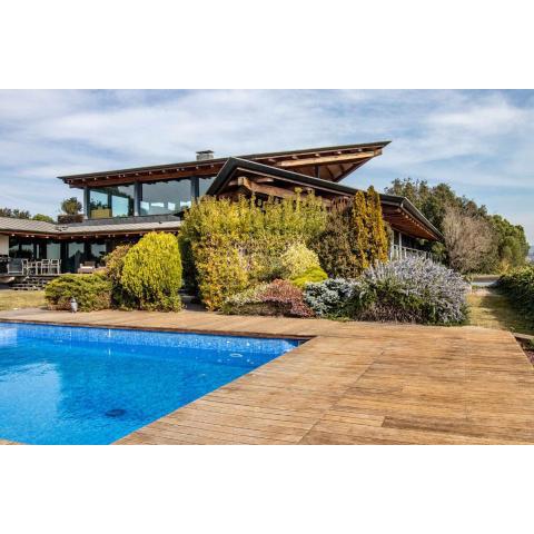 Casa Barril Fantástica casa en el Gironès