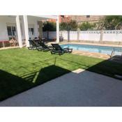 Casa con Piscina cerca de la playa