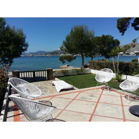 CASA FARO Spacious, Ground Floor Property on the Pine Walk, Covered terrace with Sea Views. Wifi/Air Con