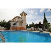 Chalet la Zenia by by Rental Olé