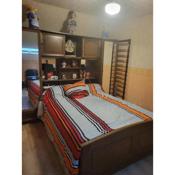 Chambre à l étage avec bureau