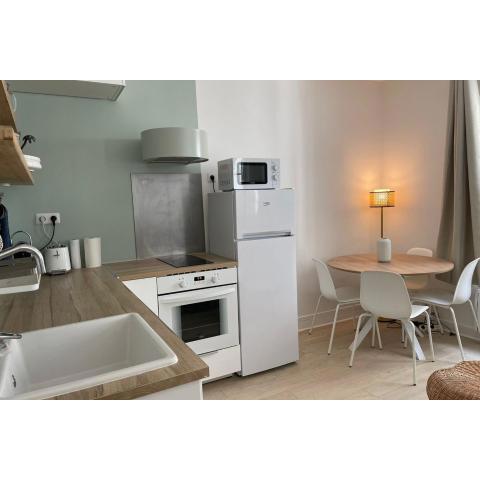 Charming love nest near the Bastille