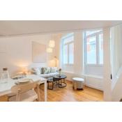 Charming renovated and bright studio in the center
