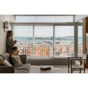 Completamente reformado con vistas al mar y piscina