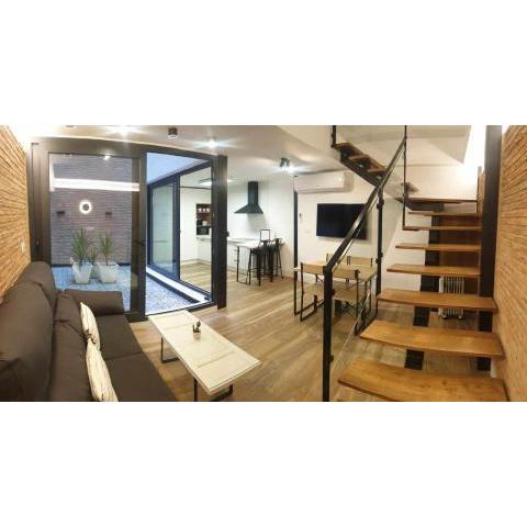 DÚPLEX completo con patio en centro histórico LA CATEDRAL ALOJAMIENTOS