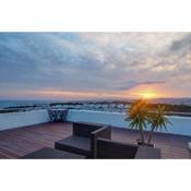 Elora Penthouse with Sea Views by Hello Homes Sitges