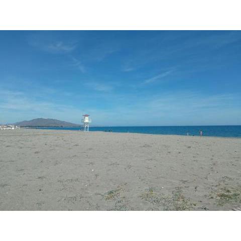 Estupendo Bajo en Urbanización Aldea de Puerto Rey