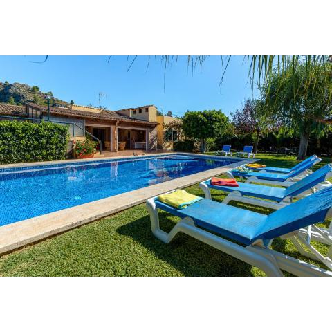 Family villa can Tomeu By homevillas360