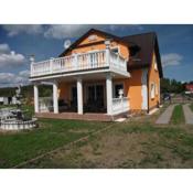 Ferienhaus Orange für 10 Personen zwischen Ückermünder Heide und Stettiner Haff