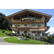 Holiday flat Lechenhof, Fügen