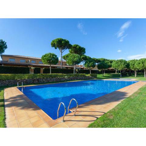 Holiday Home Gavarres Mar Blue 8 pax by Interhome