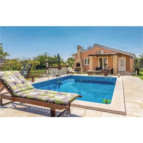 Holiday Home Pula 05