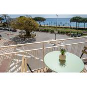 HomeHolidaysRentals Eiffel - Costa Barcelona