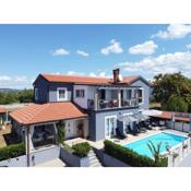 LAVANDA house with apartments