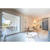 Lovely 2 Bedroom Apartment Vouliagmeni
