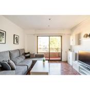 Luminosos y Amplio apartamento reformado. terraza