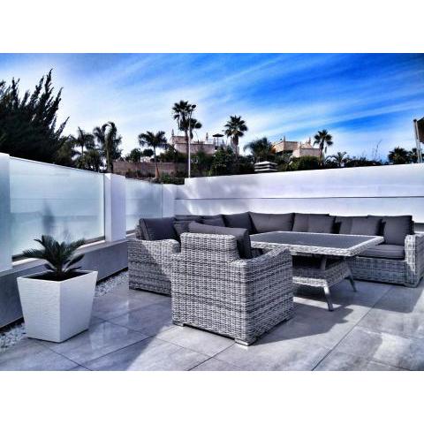 Luxury newly renovated townhouse.