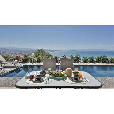 Luxury Villa Mystique with Amazing Seaview