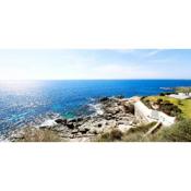 Meda Chica Roses Canyelles, Costa Brava