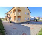 New! Apartment Gabriella 4+2, Privlaka