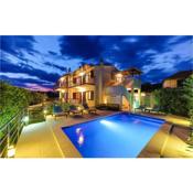 Nice home in Marina with Outdoor swimming pool, WiFi and 6 Bedrooms