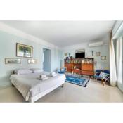 Nice studio near the city centre with parking