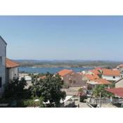 Studio apartman Promona