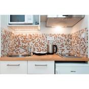 Studio Apartment - Tower Petrin