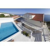 Studio Zavode 11786b