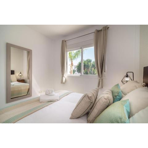 Sunny Camelia Villa Heated pool