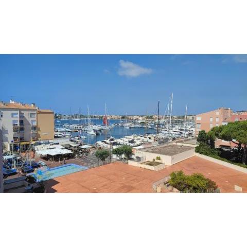 superbe appart 4 pers Vue centre port du Cap d'Agde neuf climatisé