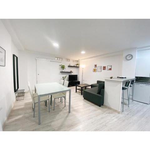 The Atarazanas Market House