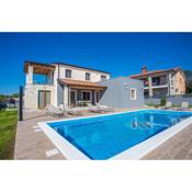 Villa Tiffany with private pool and garden